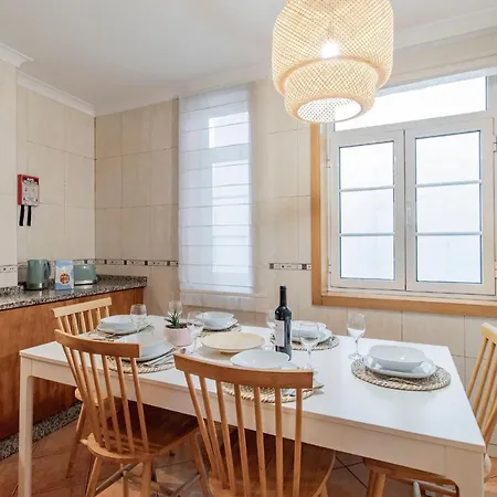 Sweet & Cozy 3br By Lovelystay Apartment